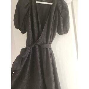 ANN TAYLOR BLACK WRAP MIDI DRESS SIZE 6p Floral Black